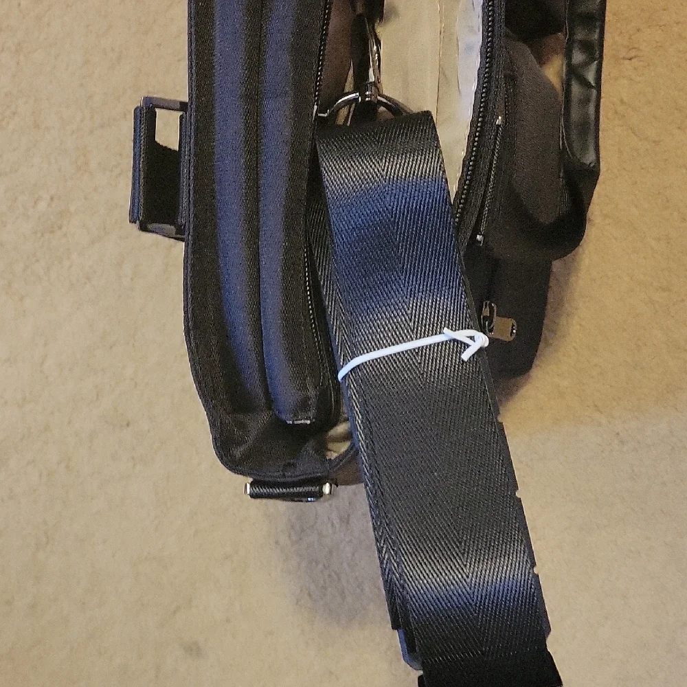 La Packmore Travel Bag New Black Shoulder Laptop